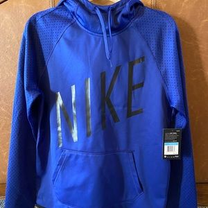 Women’s medium Nike hooded sweatshirt